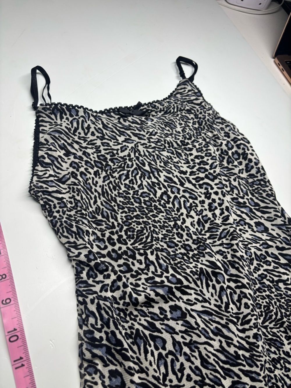 Urban Renewal Leopard Print Mini Slip Dress Size M - Picture 2 of 7